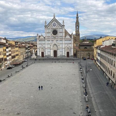 Attico In Piazza Santa Croce Florença Exterior foto