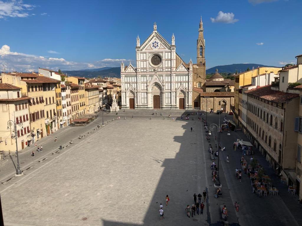 Attico In Piazza Santa Croce Florença Exterior foto